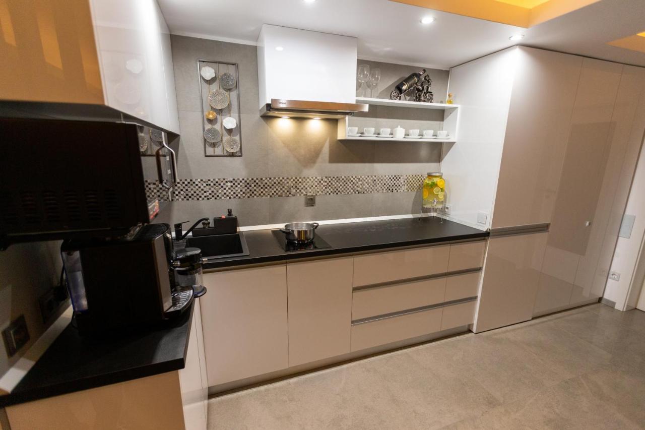 Hrodberht Ski Apartment Buşteni Екстериор снимка