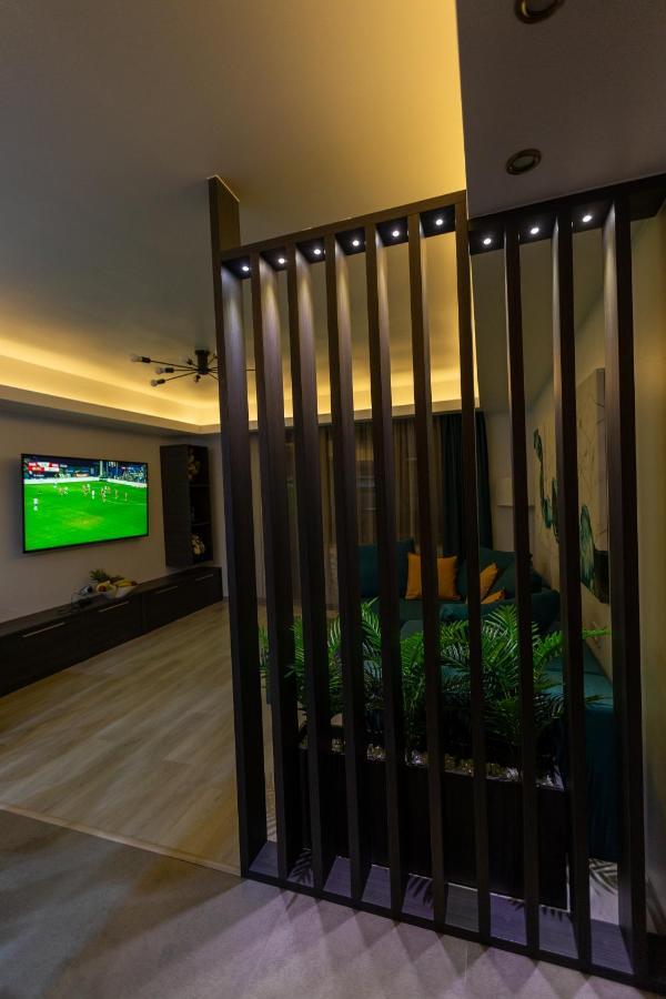 Hrodberht Ski Apartment Buşteni Екстериор снимка